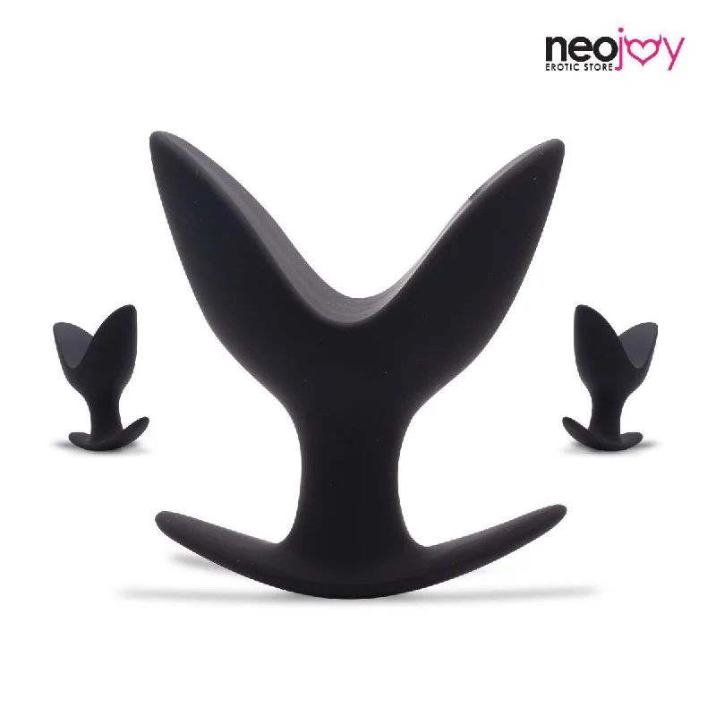 Neojoy Super Expandable Butt Plug Silicone Black With Flat Base Medium